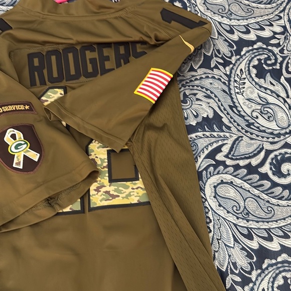 PACKERS Salute to Service Jersey - Picture 3 of 4